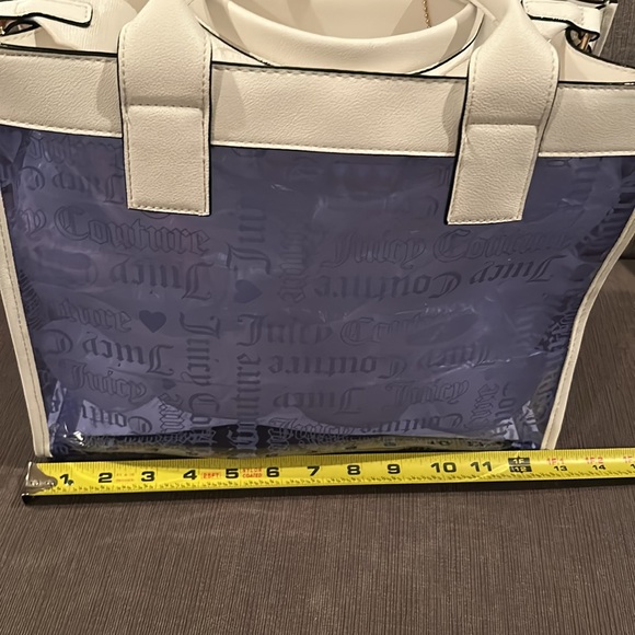 Juicy Couture Heart Dazzling Clear Blue Beachin Large Tote & Pouch 2-Piece Set - Picture 4 of 11